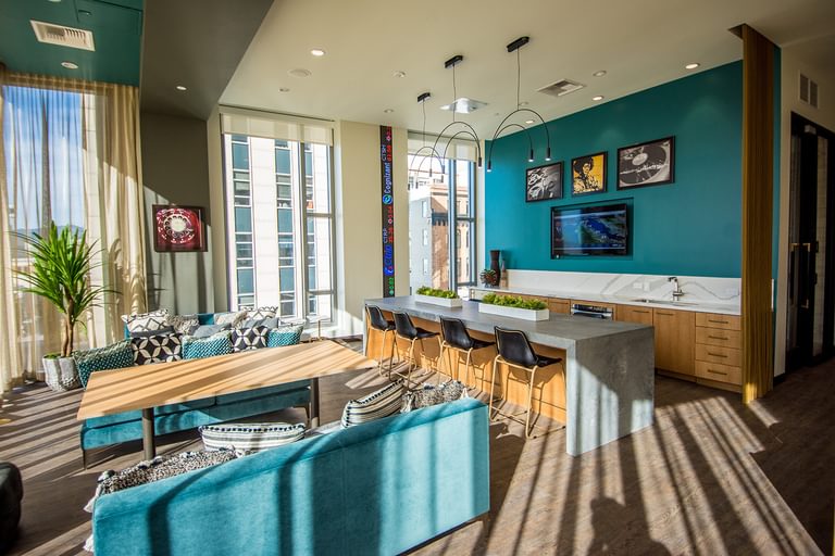 17thandbroadway082119tj 12 1500px