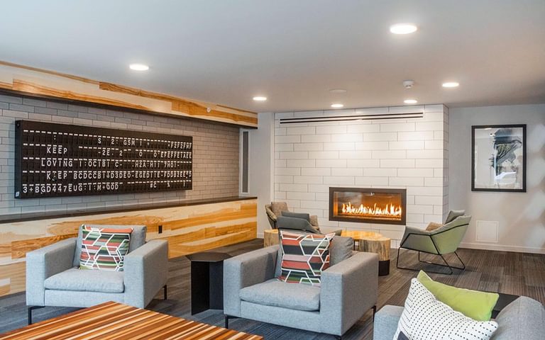 AXLE APARTMENTS SEATTLE WA LOUNGE 1000px